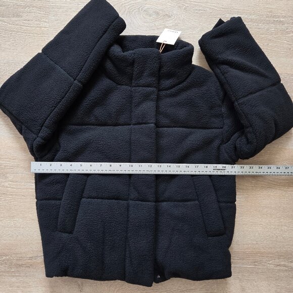 Sherpa Puffer Jacket Quince Size Medium New With Tags Retro Black MSRP $90 - Picture 5 of 16